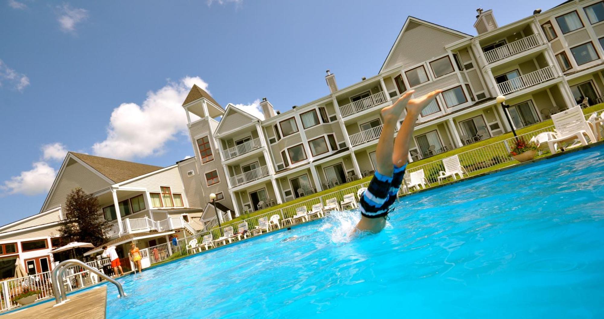 Manoir Des Sables Hotel & Golf Magog Exteriör bild