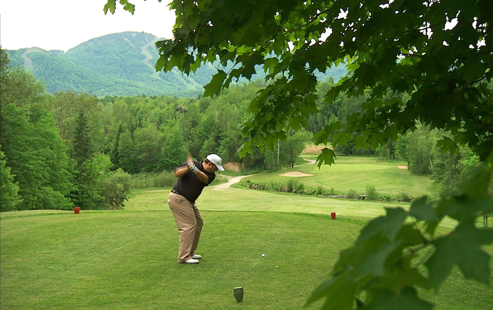 Manoir Des Sables Hotel & Golf Magog Exteriör bild